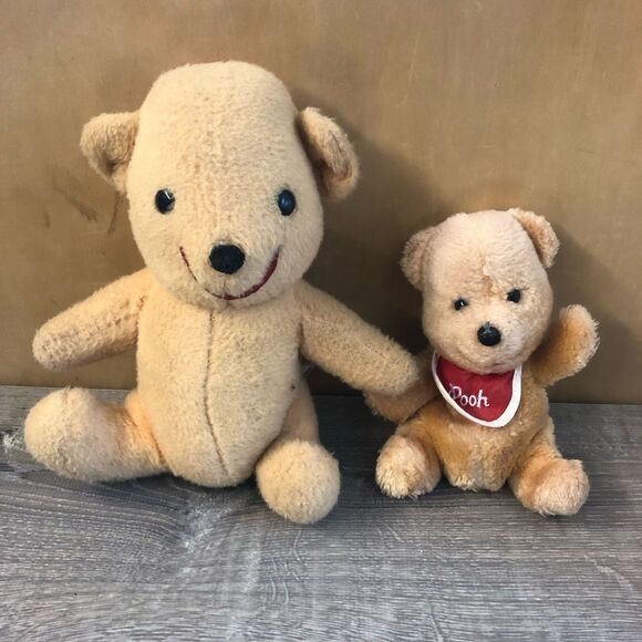 Lot Of Two Vintage Winnie The Pooh Stuffed Animal Plush Walt Disney Productions - Picture 1 of 11